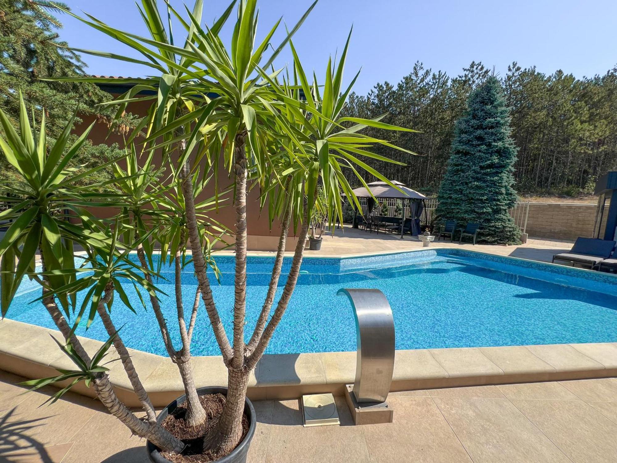 Pino - Villa, Casa, Cucina Е Terrazza 알베나 외부 사진